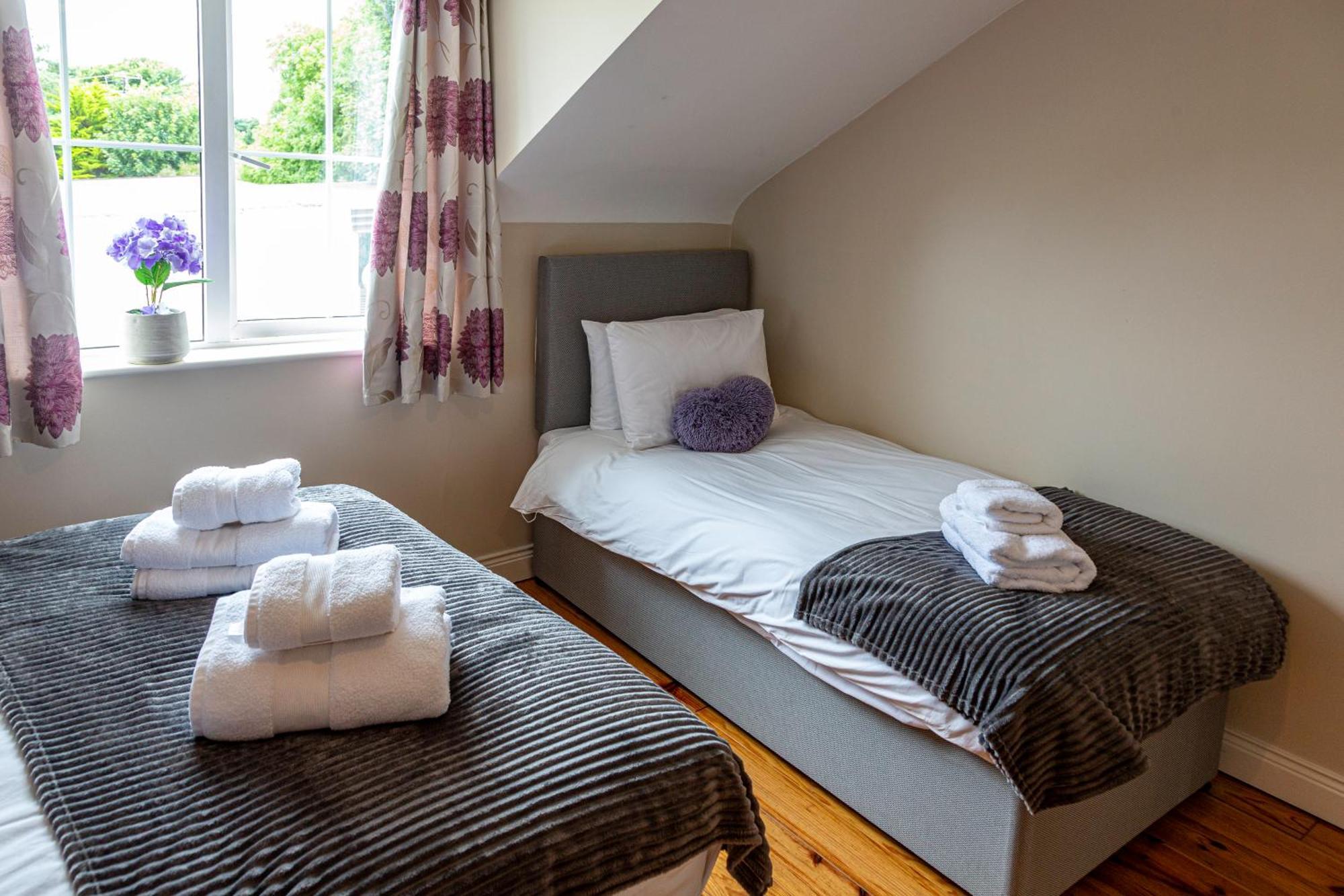 Kerry Holiday Homes At The Killarney Holiday Village Exterior photo